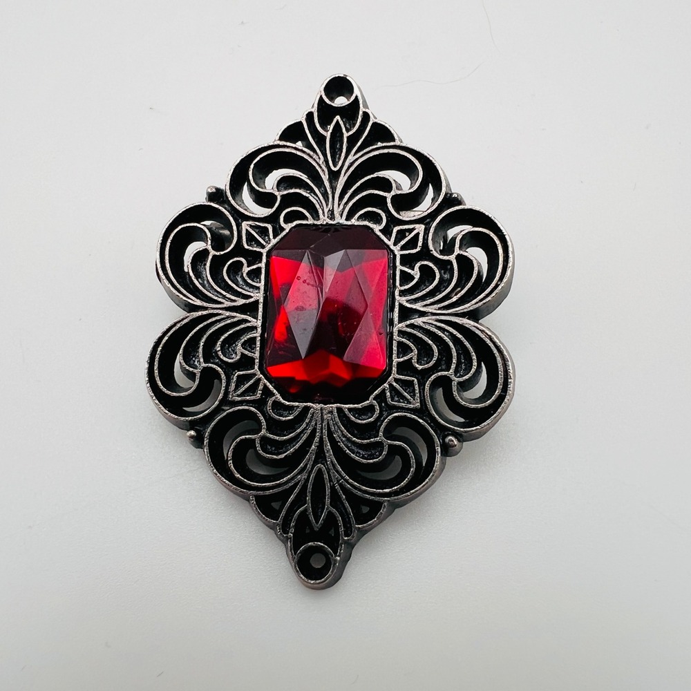 Red Crystal Stone Filigree Brooch Silver Tone Antiqued Gothic Style Pin